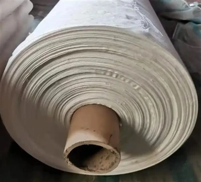 Mitkä ovat kangasrullien ja hiekkapaperin väliset materiaalien yhtäläisyydet ...